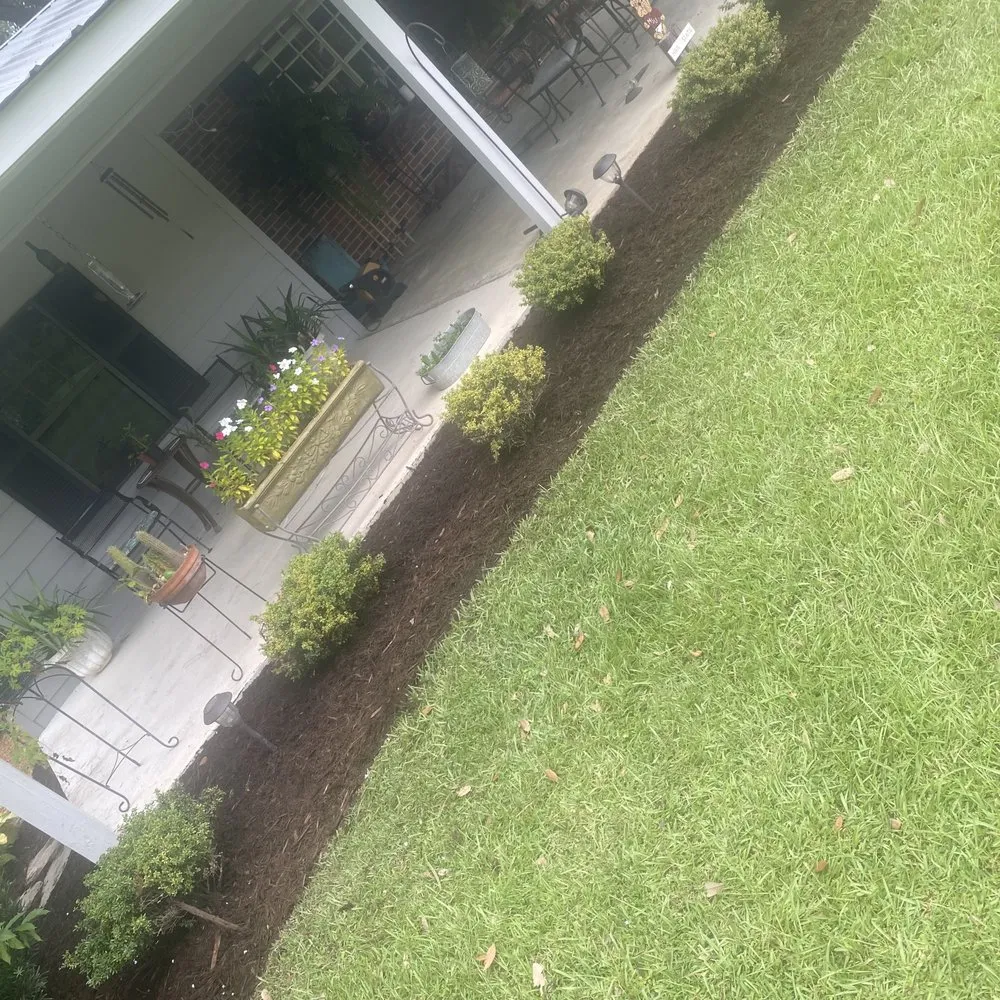 Custom lawn care service with custom design across Meridian, MS - Pierce Landscaping