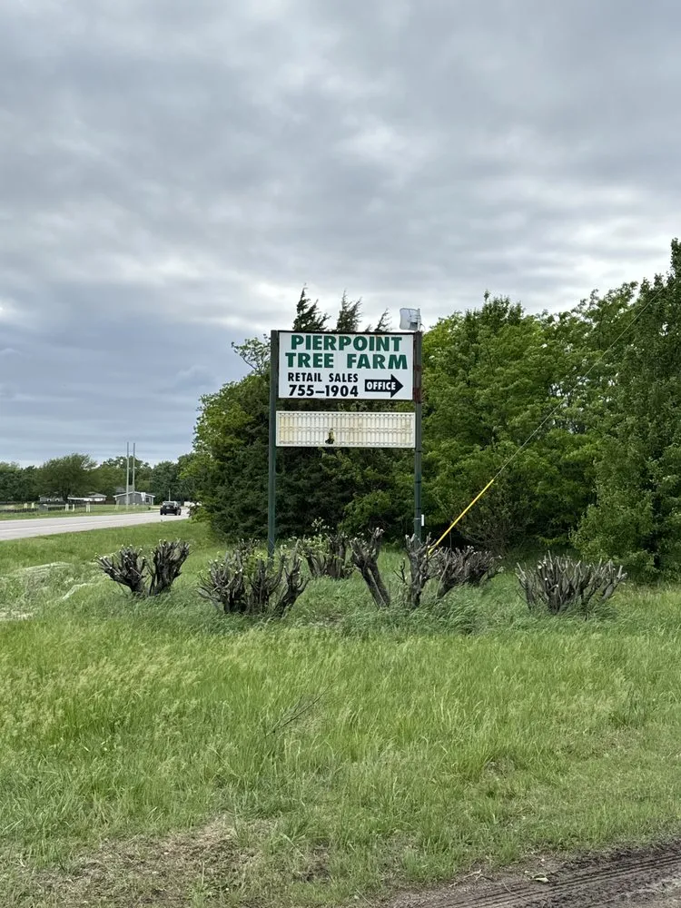 Local outdoor landscaping in Valley Center, KS by Pierpoint Tree Farm