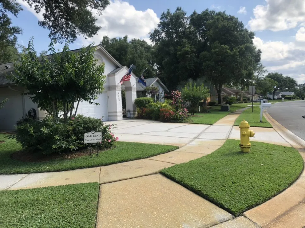 Top-rated lawn care service for year-round maintenance across Casselberry, FL - Pike Lawn Care