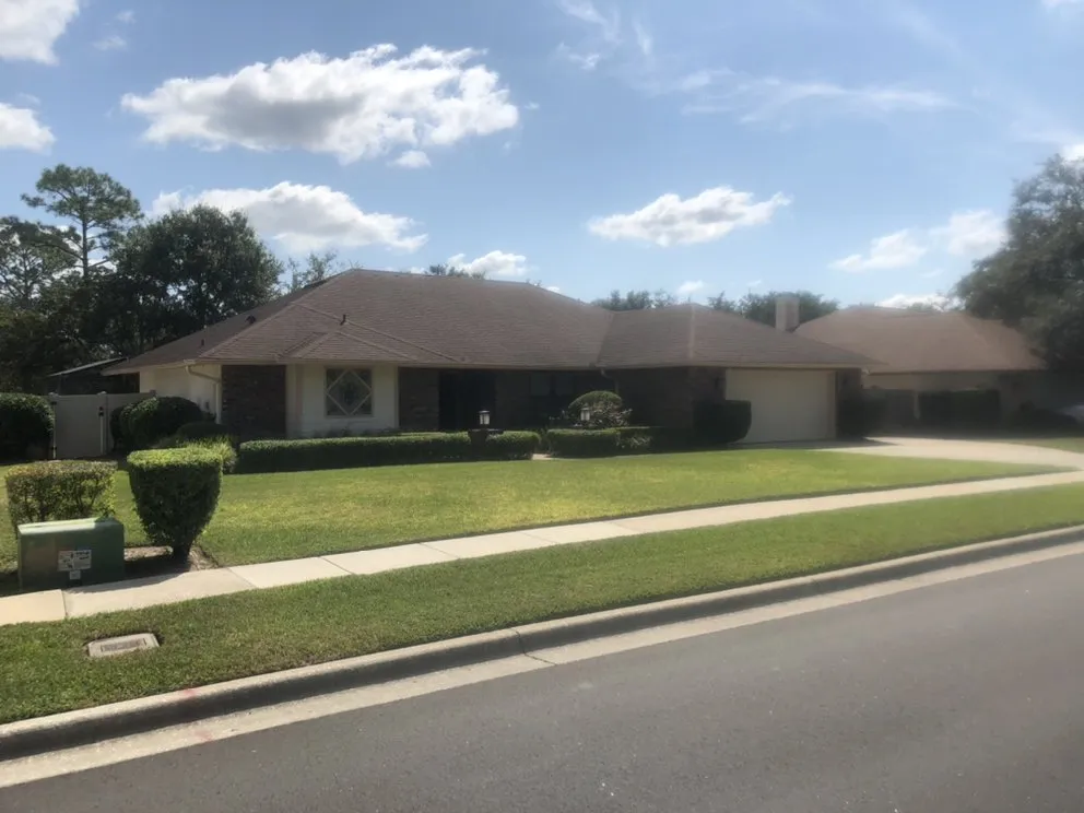 Professional yard cleanup service with custom design in Casselberry, FL by Pike Lawn Care