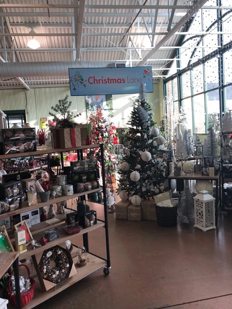 Custom lawn mowing service experts serving Roswell, GA - Pike Nurseries