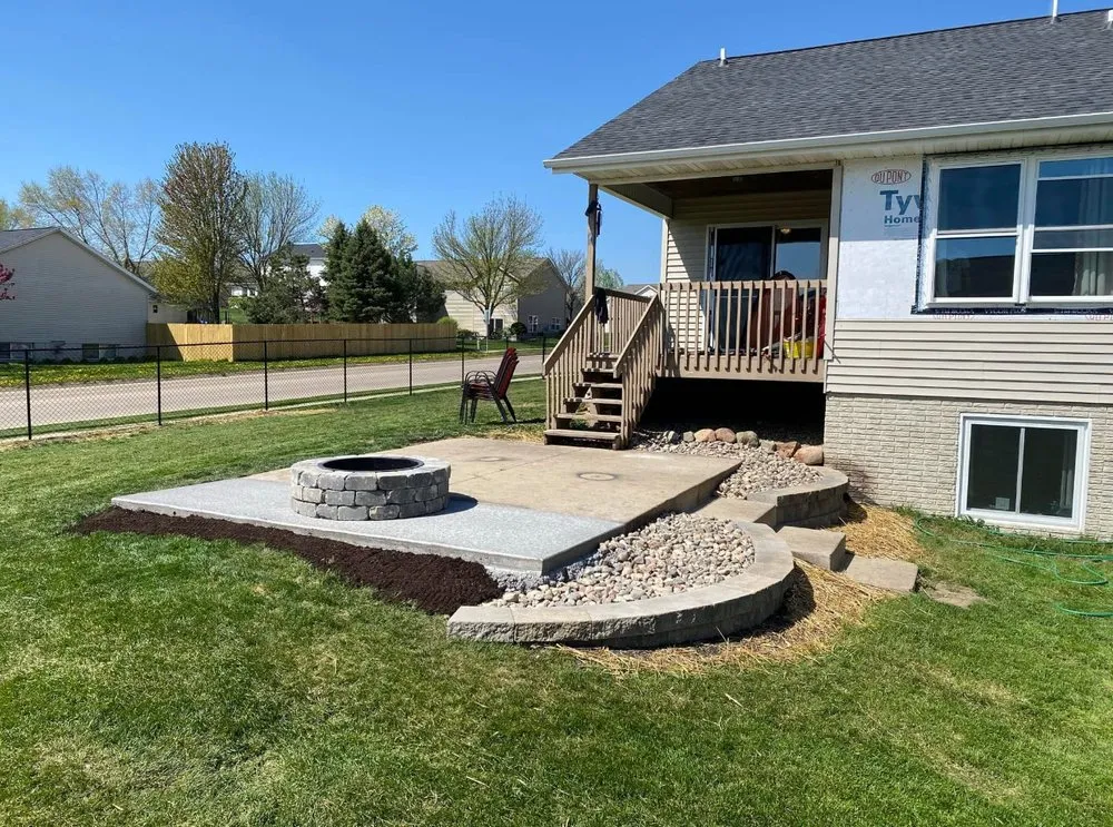 Top-rated outdoor landscaping in Springville, IA by Pilipovic Construction