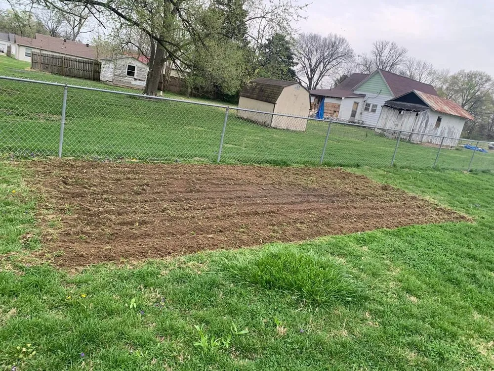 Affordable lawn care service for outdoor upgrades across Omaha, IL - Pilson Prince Lawn Care