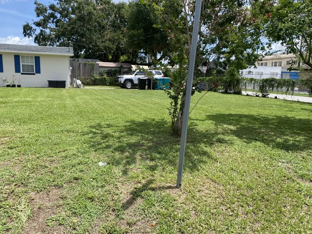 Professional residential landscaping experts serving Orlando, FL - Pinales Lawn and Landscaping