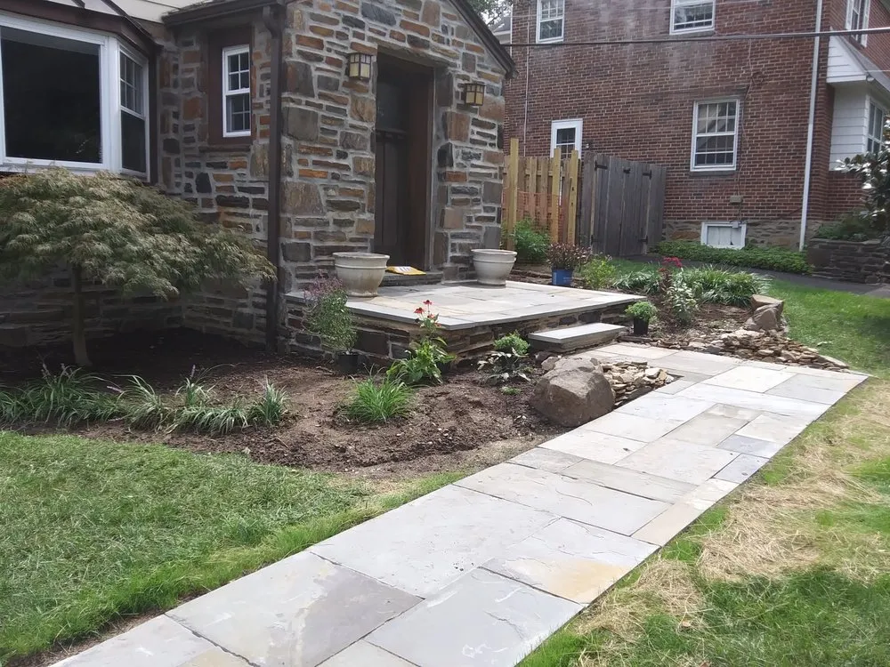 Professional garden landscaping in Norristown, PA - Pinch of Perfection Lawncare