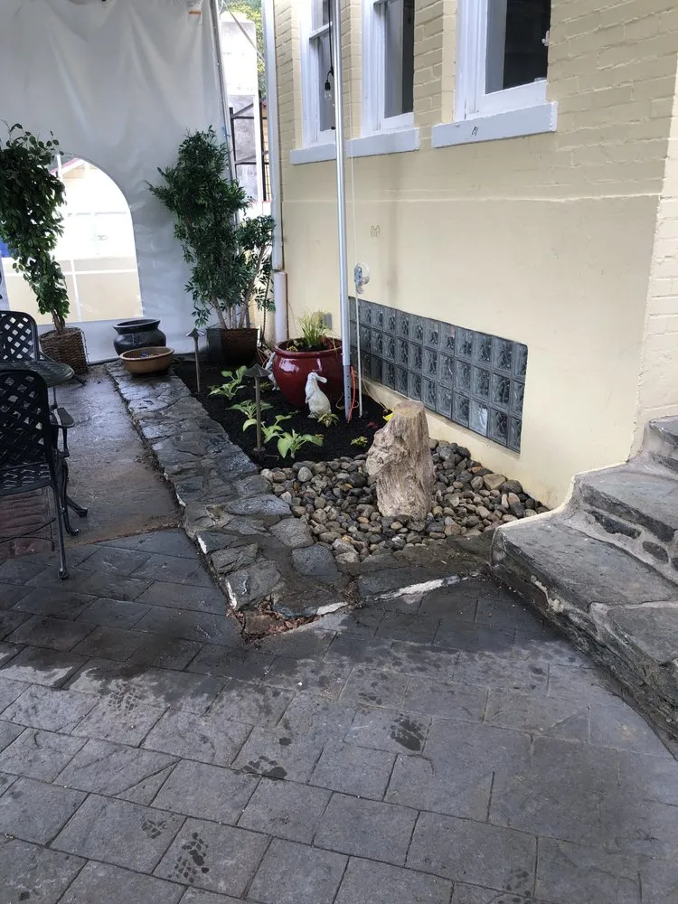 Expert lawn care service for year-round maintenance across Leesburg, VA - Pine Ridge Landscaping