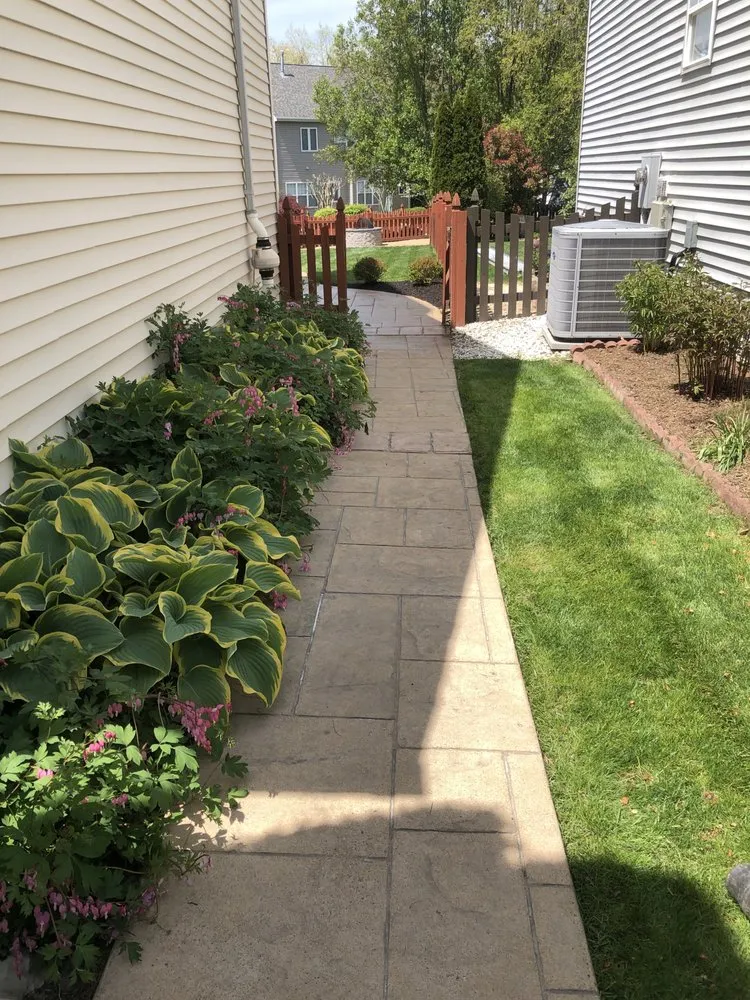 Affordable garden landscaping experts serving Leesburg, VA - Pine Ridge Landscaping