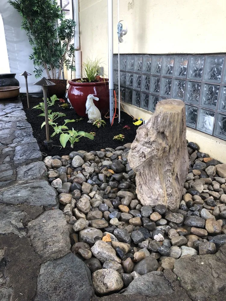 Custom lawn care service in Leesburg, VA by Pine Ridge Landscaping