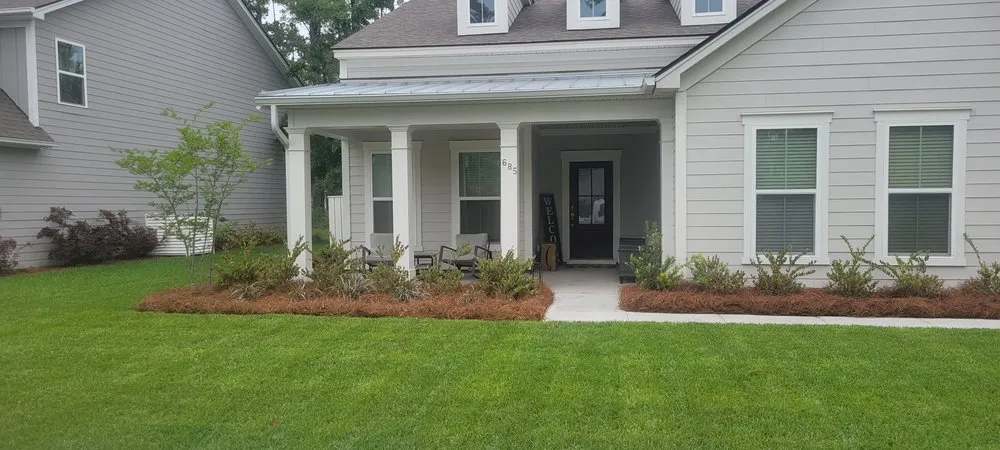 Reliable landscaping services experts serving Jesup, GA - Pine Straw Direct