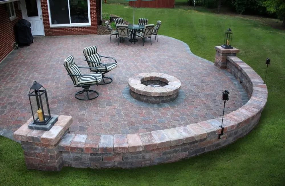 Local lawn care service for residential properties across Jasper, AL - Pine Valley Landscaping