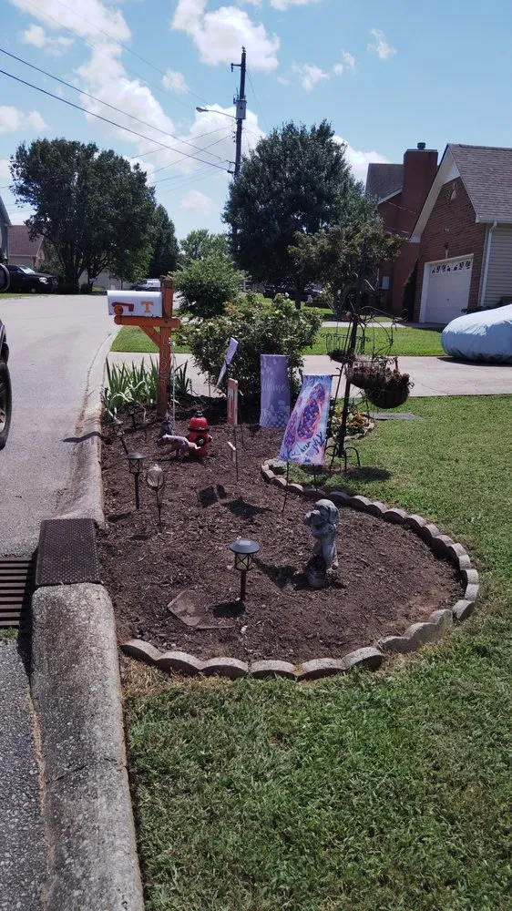 Local residential landscaping in La Vergne, TN by Pineapple Wood Landscaping