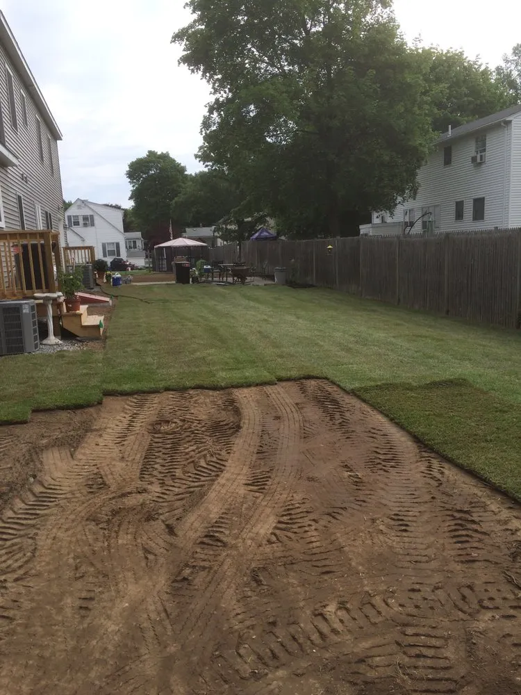 Reliable yard maintenance for beautiful yards across Billerica, MA - Pineau Landscape Construction