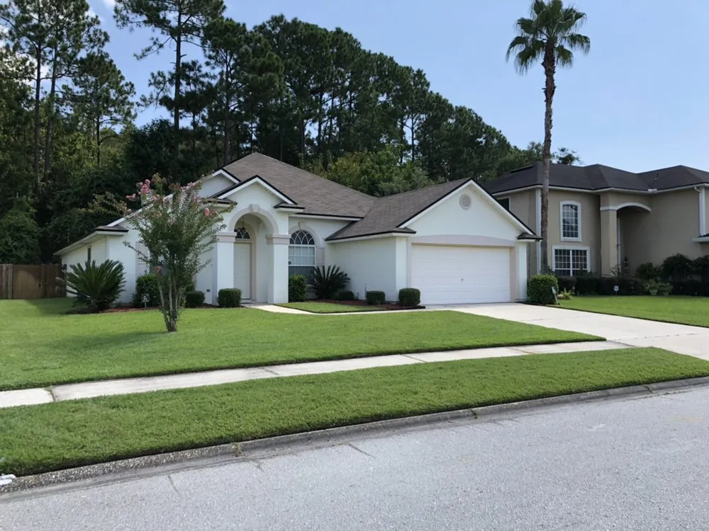 Top-rated landscape design in Jacksonville, FL by Pineda Dynasty lawn care