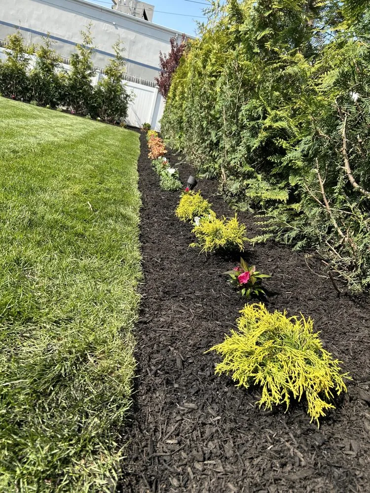 Affordable residential landscaping in Brentwood, NY - Pineda Landscaping