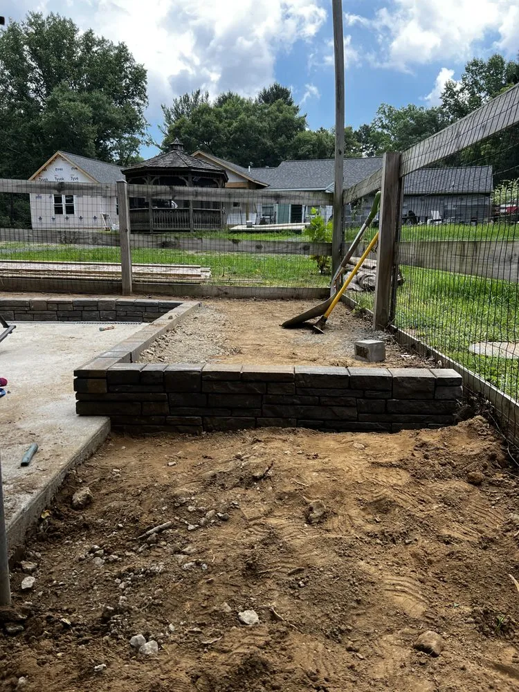 Trusted yard maintenance in Columbia, MD by Pineda Landscaping