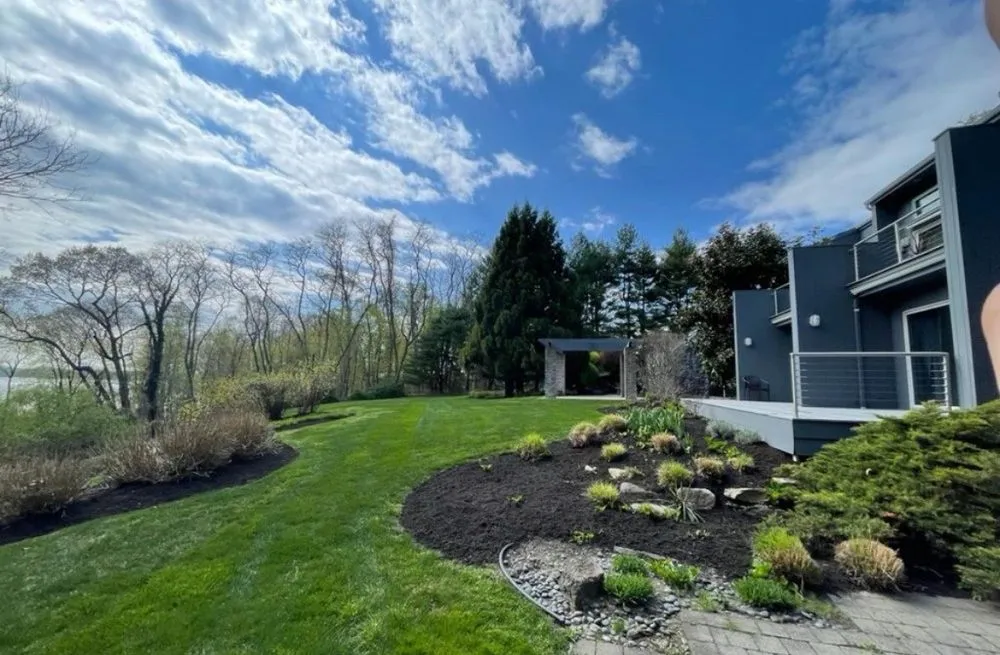 Affordable landscaping services near you in Smithtown, NY by Pineda Landscaping