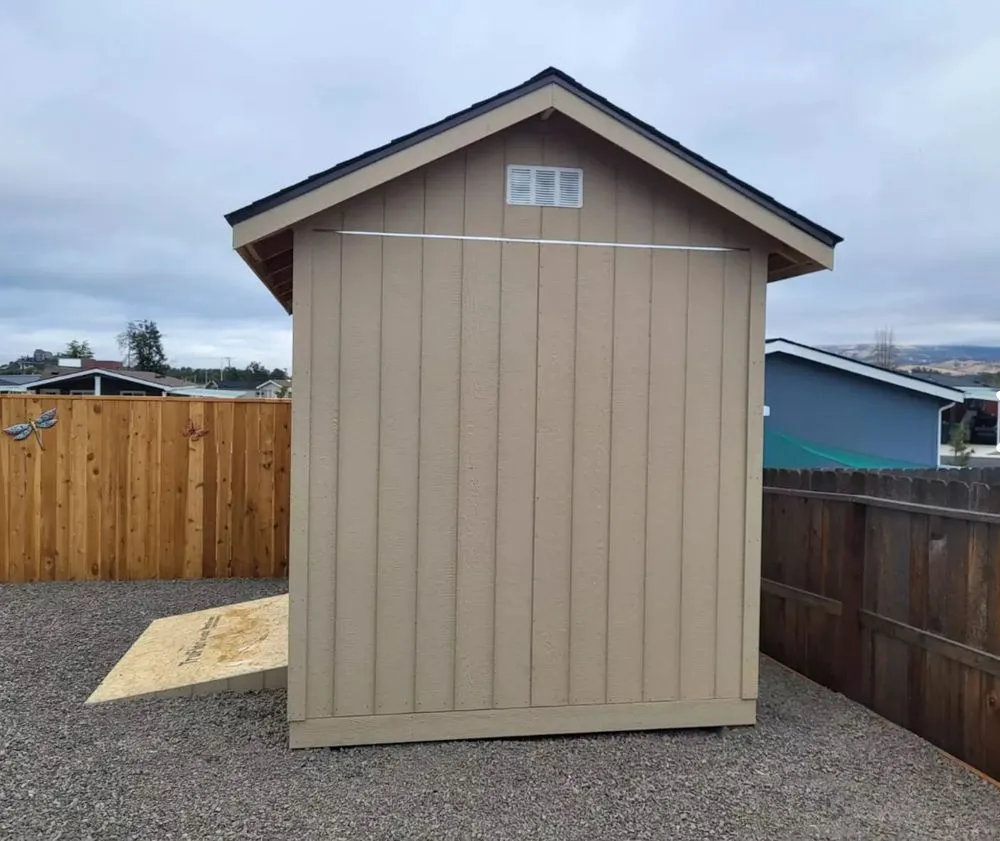 Trusted lawn care service for homes in Medford, OR by Pineda Nunez Construction