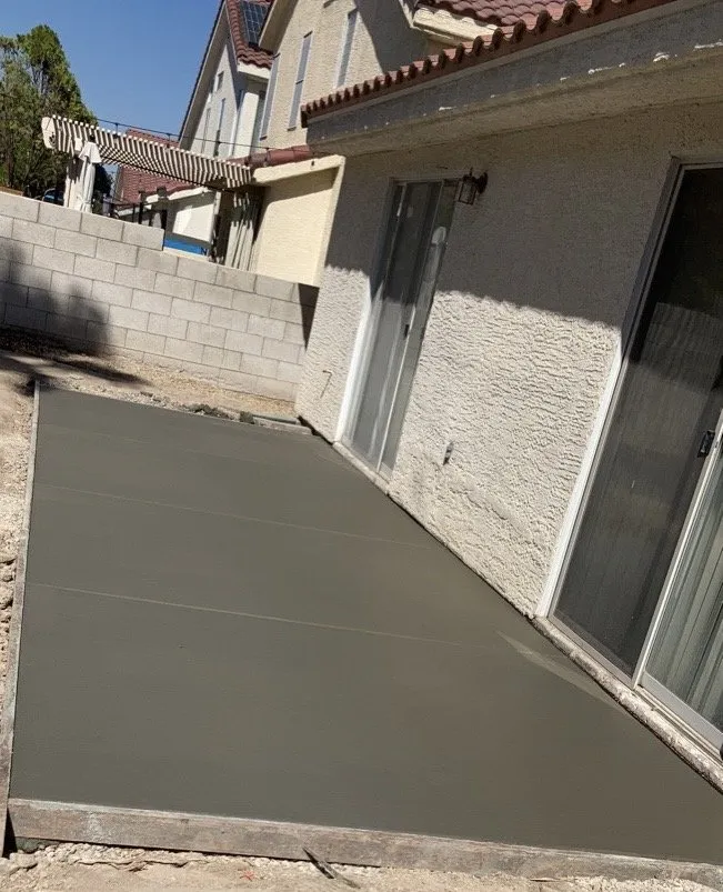 Custom residential landscaping experts serving Pahrump, NV - Pinedas Construction