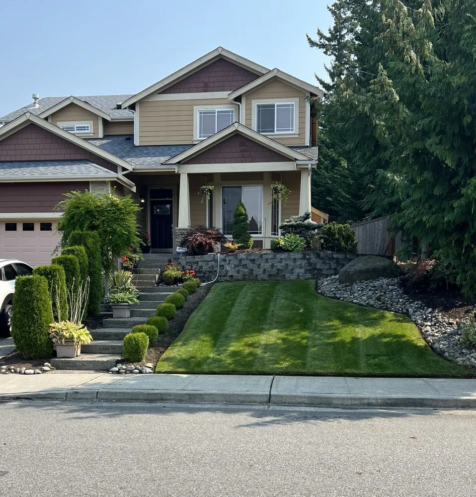 Expert yard maintenance experts serving Tacoma, WA - Pines Landscape