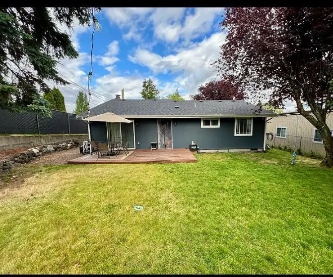 Top-rated lawn mowing service in Tacoma, WA by Pines Landscape