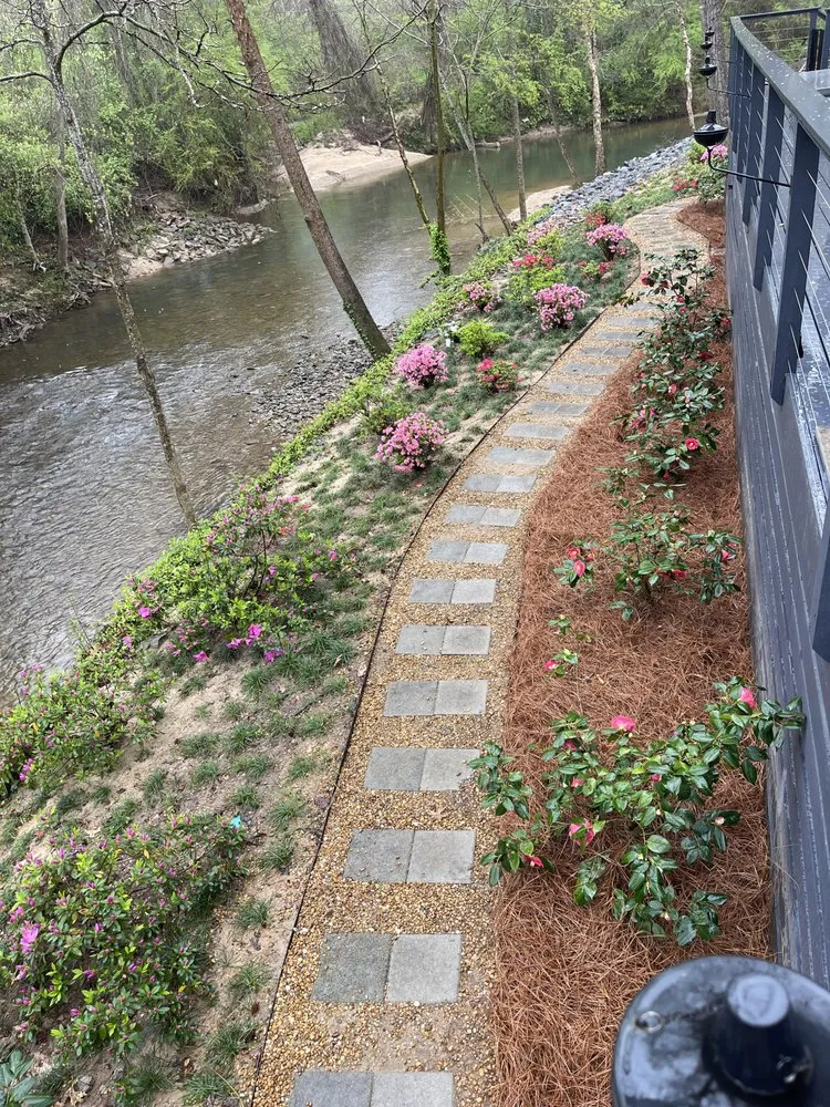 Affordable landscape installation in Chamblee, GA - Pinestraw & Mulch