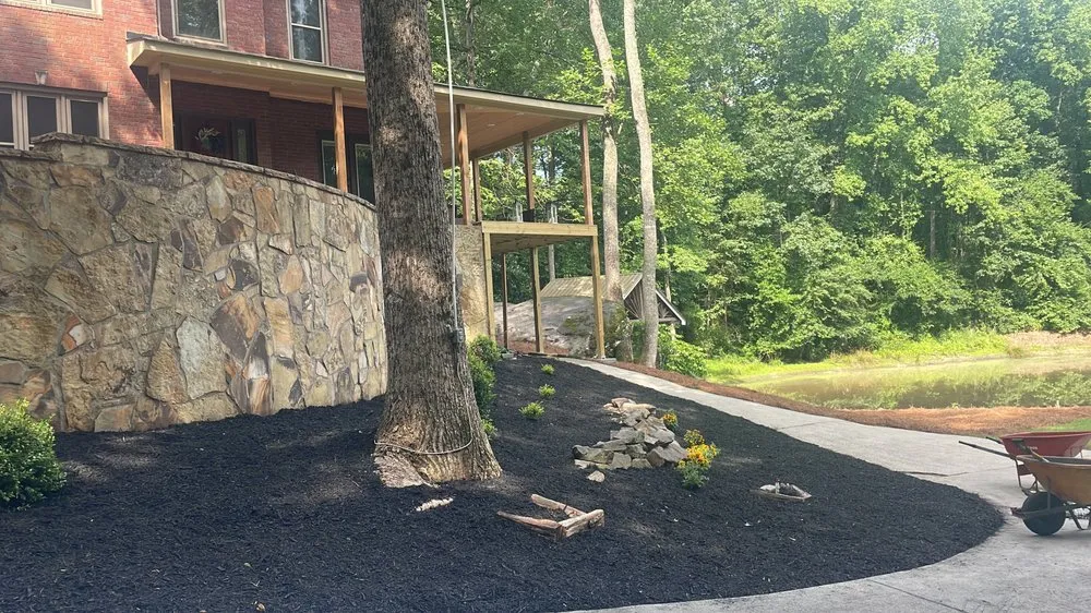 Expert yard maintenance in Winder, GA by Pinestraw And Mulch Master 1
