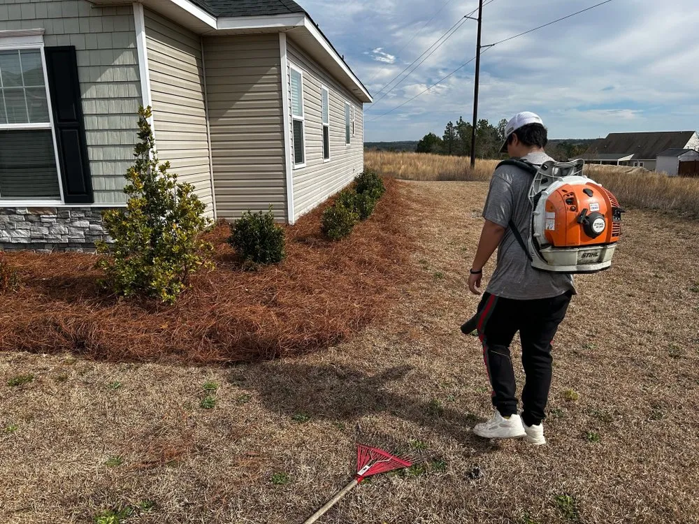 Top-rated lawn care service for year-round maintenance in Camden, SC by Pinestraw Depot