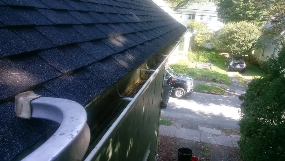 Expert yard maintenance in Agawam, MA - Pinette Landscaping