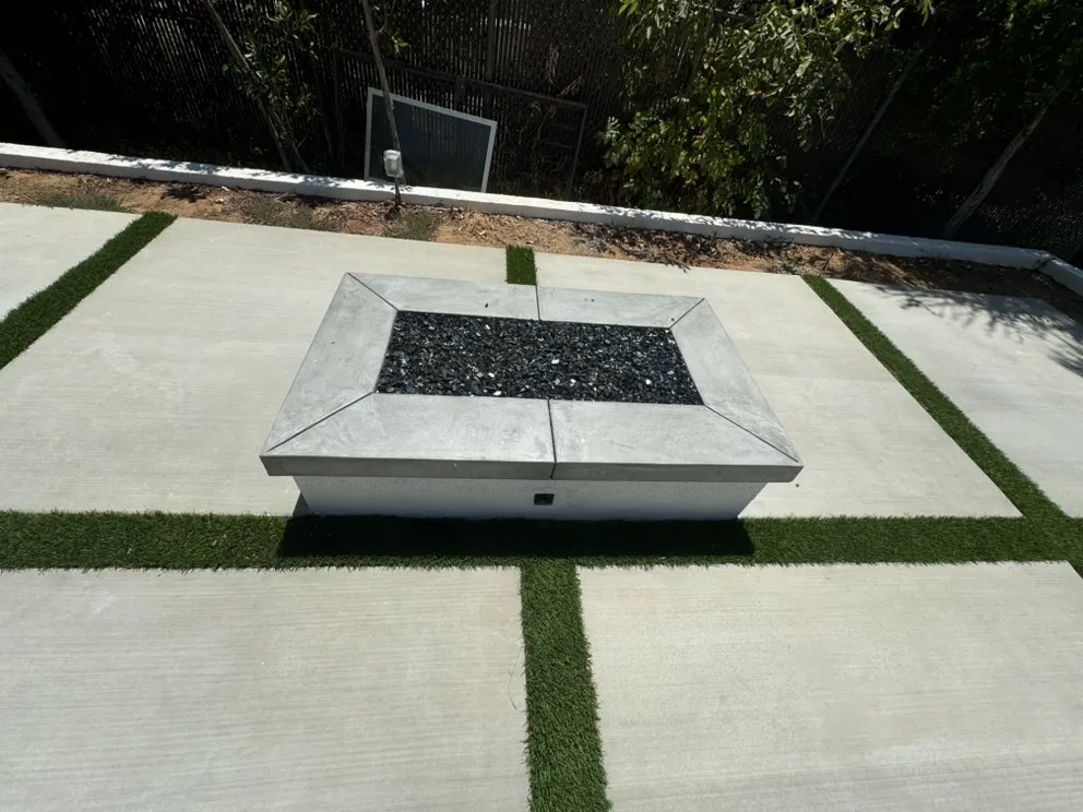 Reliable outdoor landscaping for year-round maintenance across Long Beach, CA - Pinewood Design