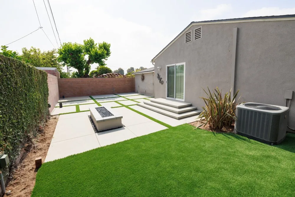 Custom outdoor landscaping in Long Beach, CA - Pinewood Design