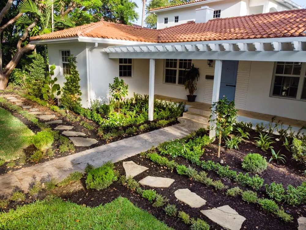 Expert yard cleanup service for beautiful yards in Southwest Ranches, FL by Pink and Green Lawn Care and Landscape