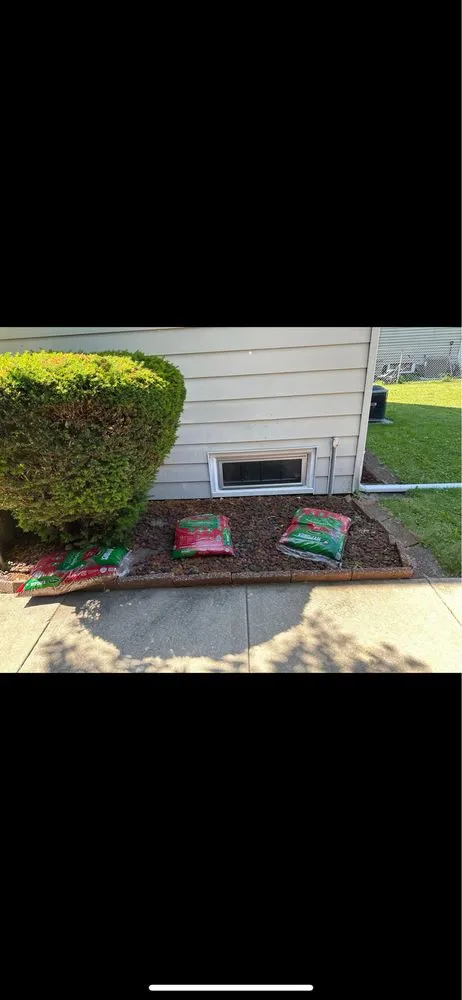 Affordable lawn care service experts serving Moline, IL - Pinkies Lawn Care