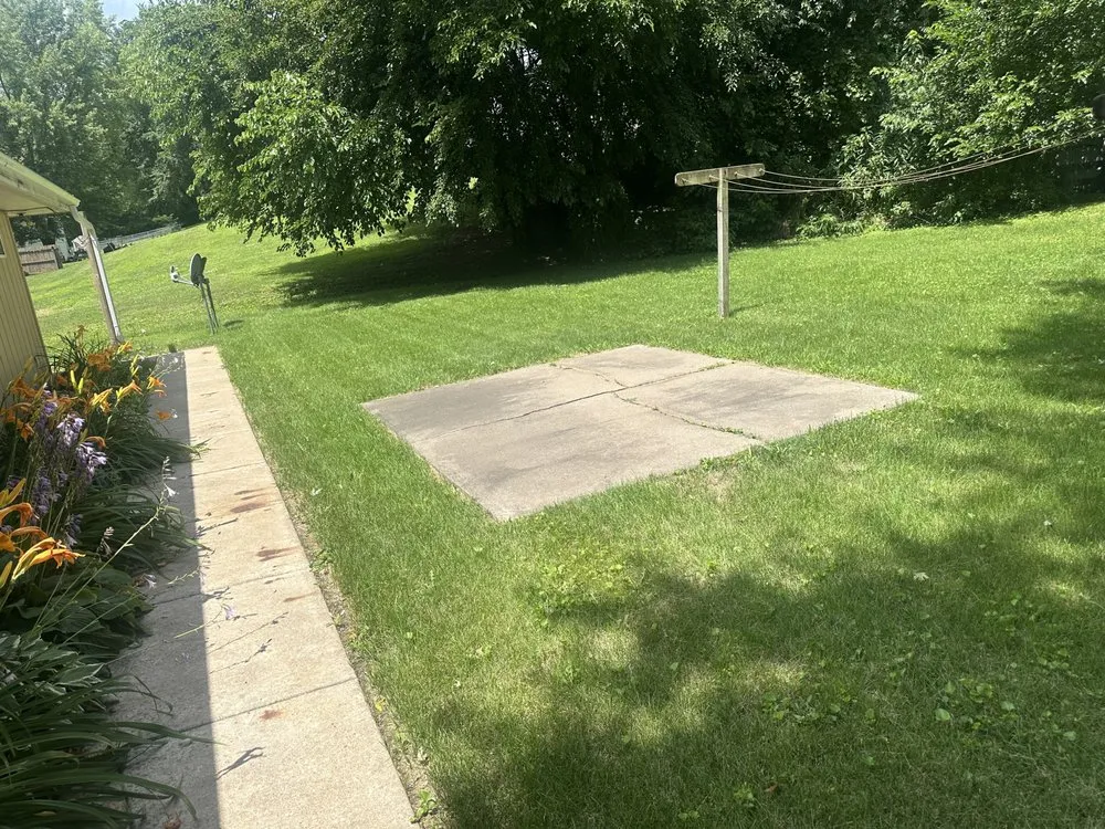 Affordable outdoor landscaping in Moline, IL - Pinkies Lawn Care