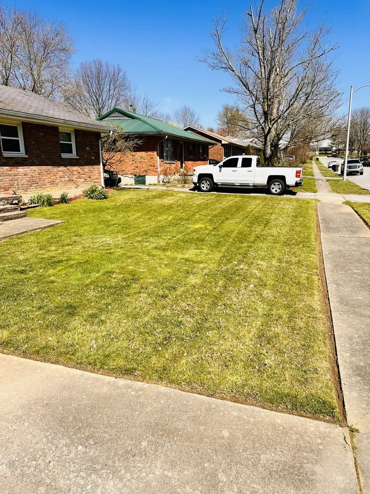 Expert lawn care service experts serving Lexington-Fayette, KY - Pinkston all Purpose