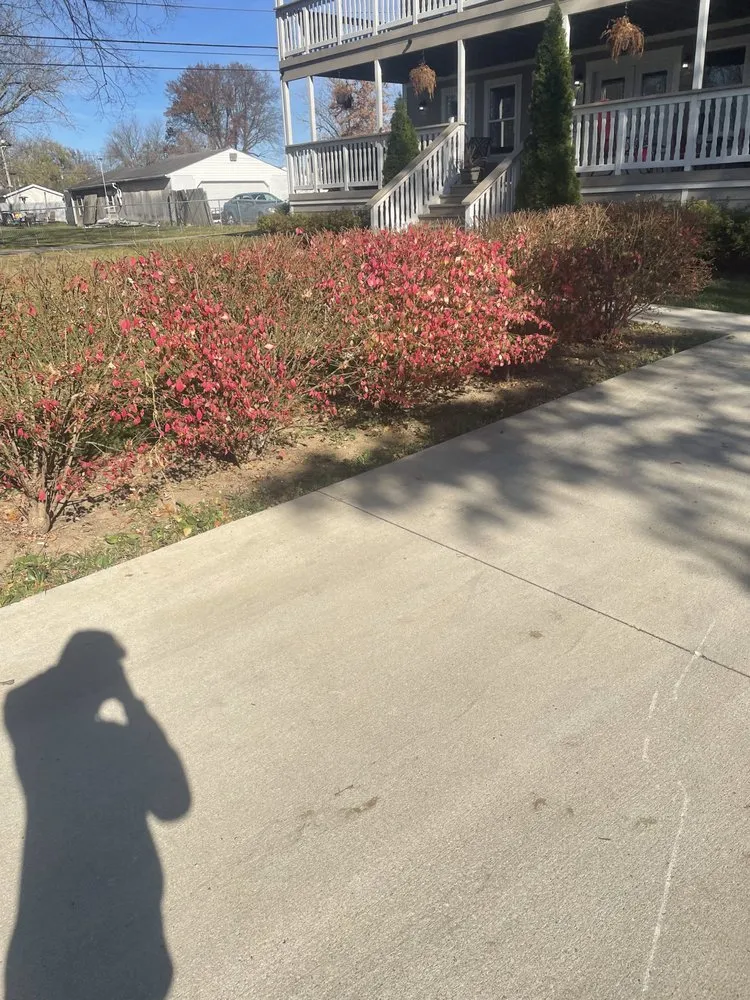 Reliable landscape design in Columbus, OH - Pinkston's Lawn Maintenance