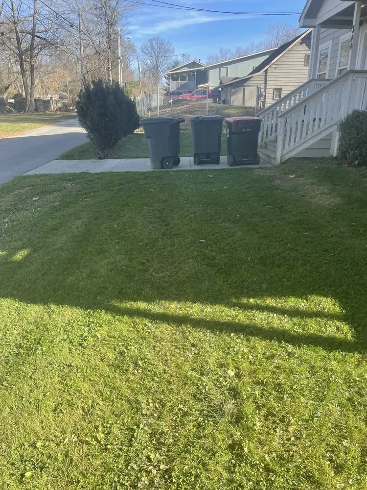 Expert yard cleanup service in Columbus, OH by Pinkston's Lawn Maintenance