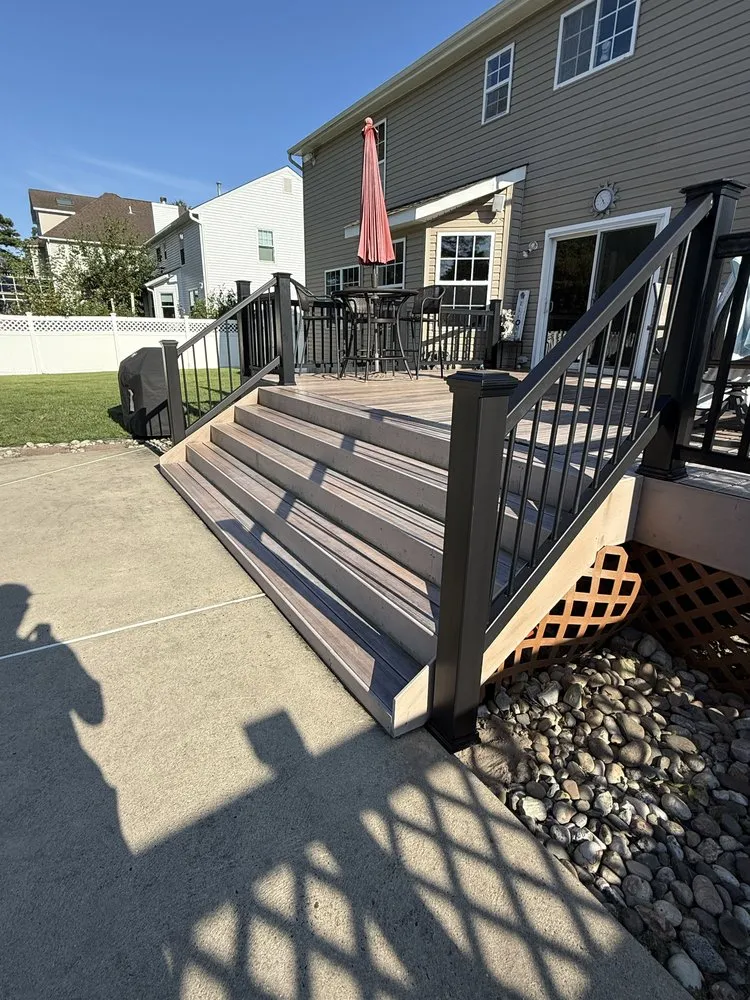 Top-rated yard cleanup service in Forked River, NJ by Pinnacle Constructors