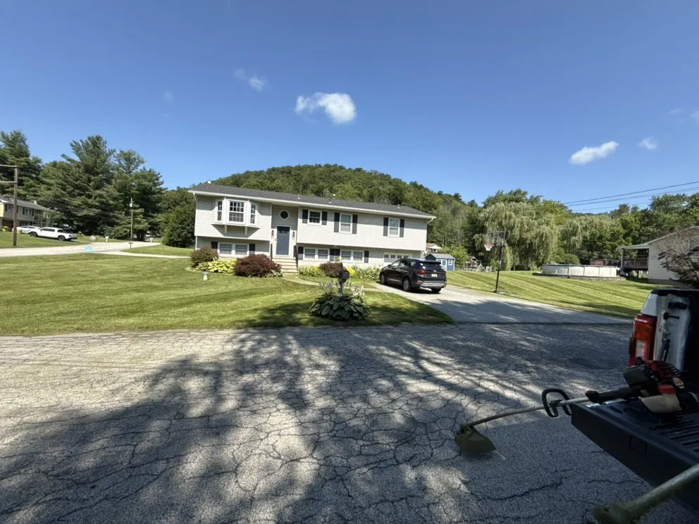 Reliable lawn care service in Forked River, NJ - Pinnacle Constructors