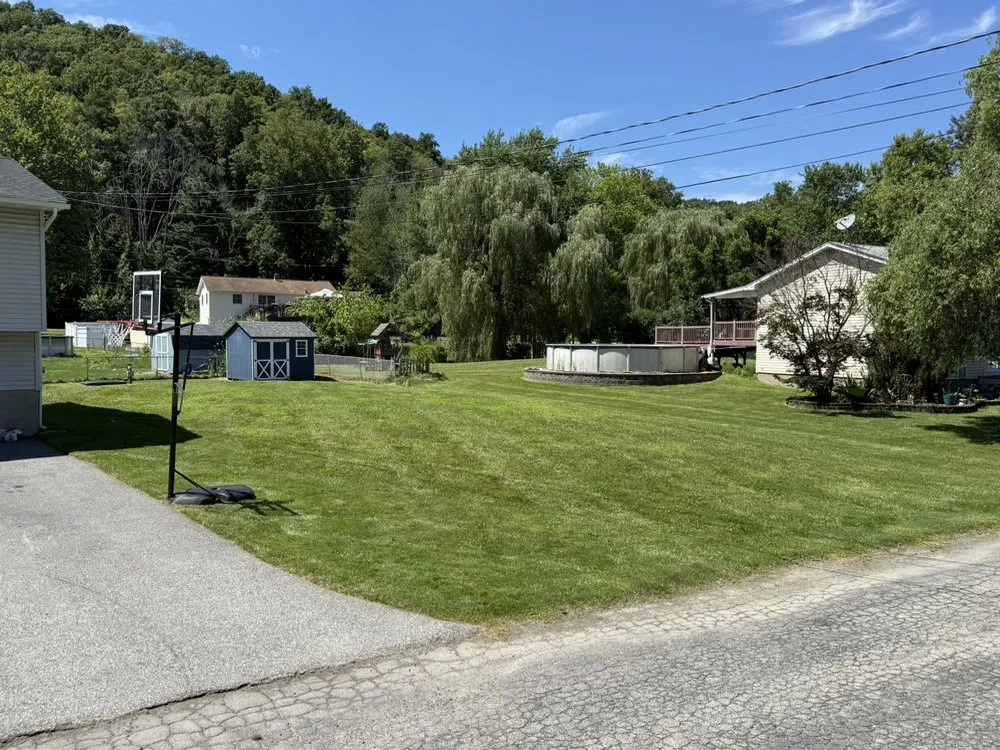 Custom yard maintenance in Forked River, NJ - Pinnacle Constructors