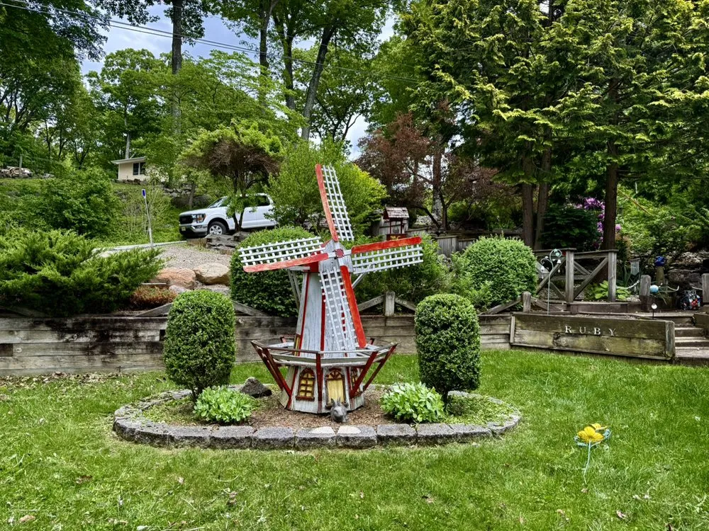 Custom landscape installation experts serving Forked River, NJ - Pinnacle Constructors