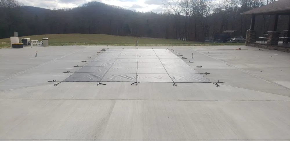 Professional yard maintenance experts serving Helenwood, TN - Pinnacle Contracting