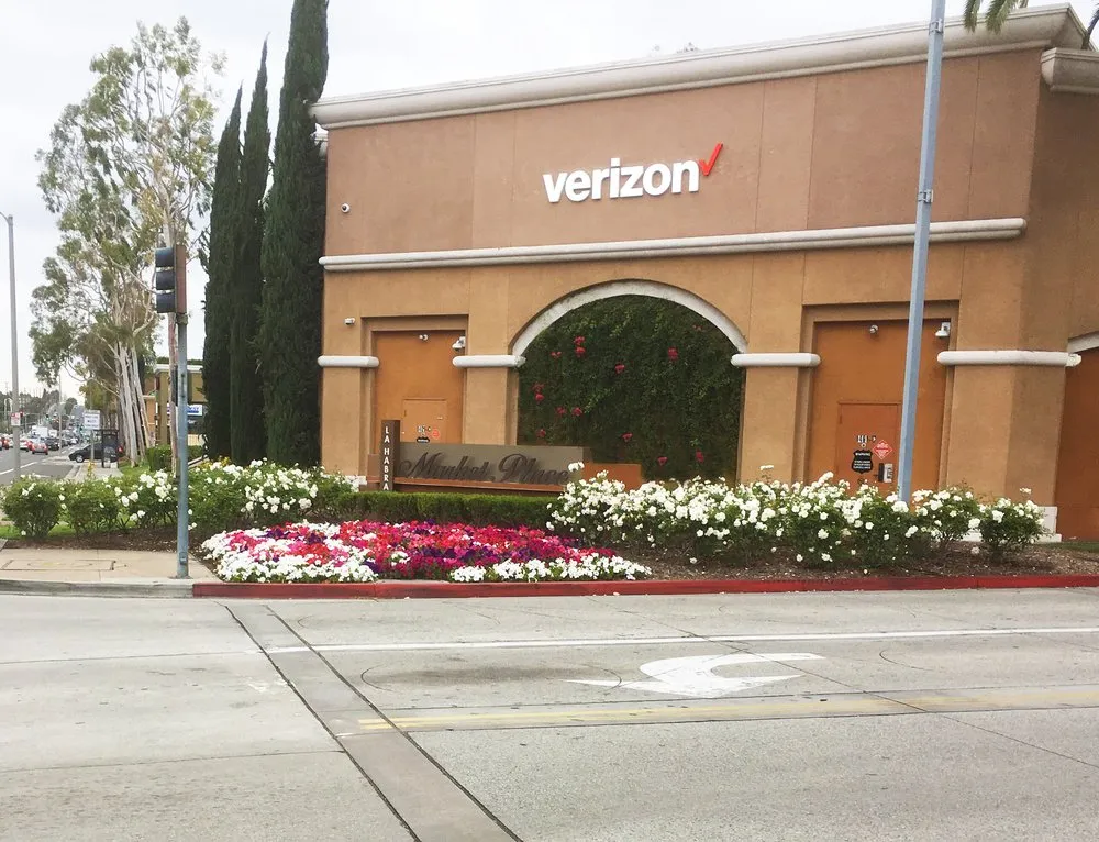 Professional lawn mowing service experts serving Santa Ana, CA - Pinnacle Landscape Management