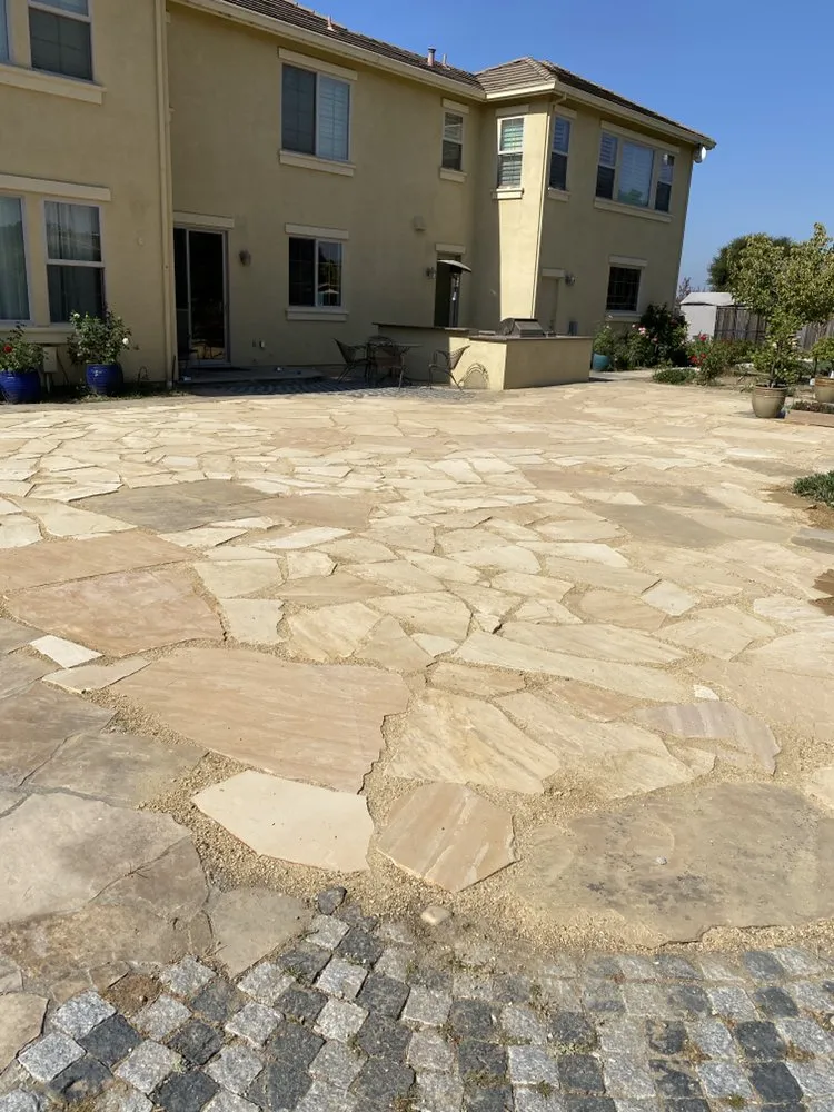 Affordable yard maintenance experts serving Hollister, CA - Pinnacle Landscapes