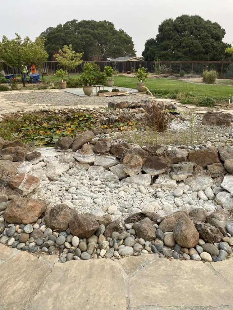 Professional lawn mowing service experts serving Hollister, CA - Pinnacle Landscapes