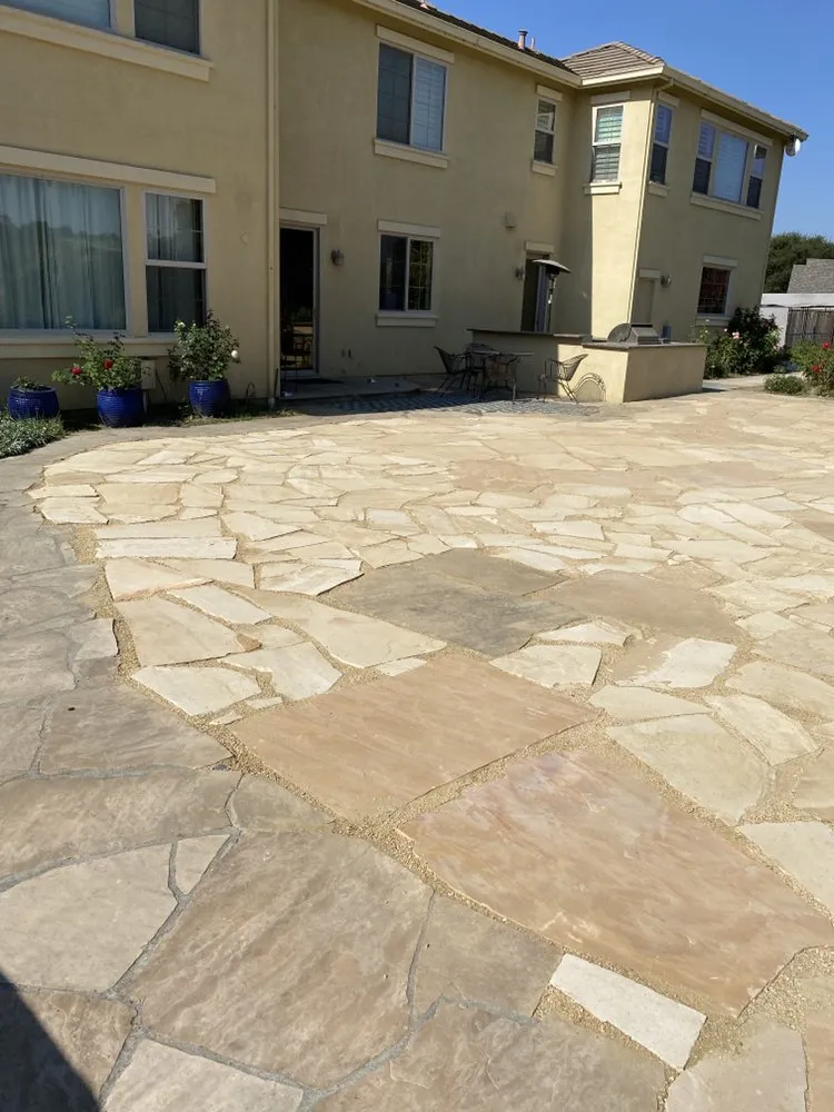 Expert outdoor landscaping for beautiful yards in Hollister, CA by Pinnacle Landscapes