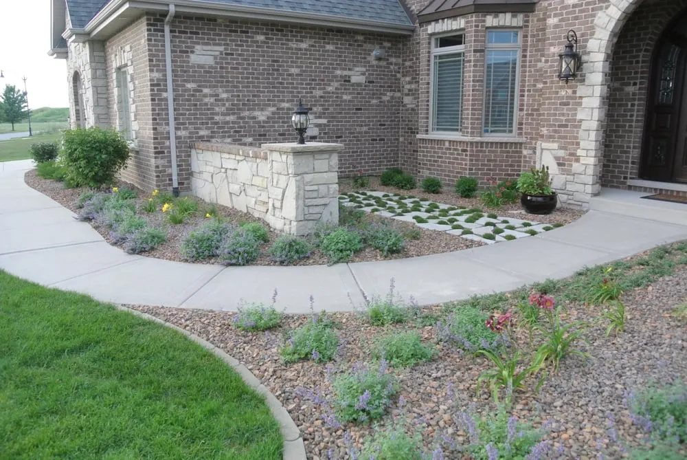 Top-rated yard cleanup service experts serving New Lenox, IL - Pinnacle Landscaping & Lawn Management