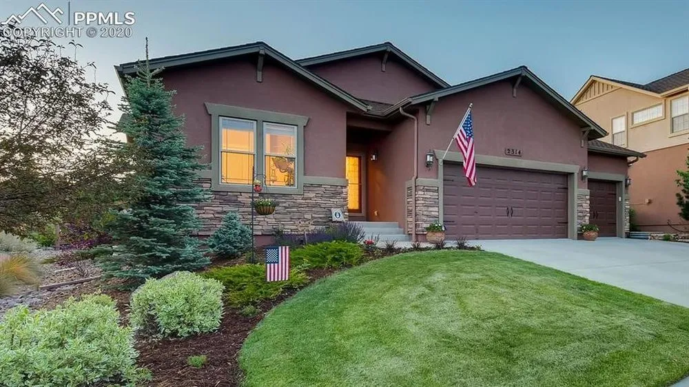 Local garden landscaping for beautiful yards across Colorado Springs, CO - Pinnacle Lawn & Landscape