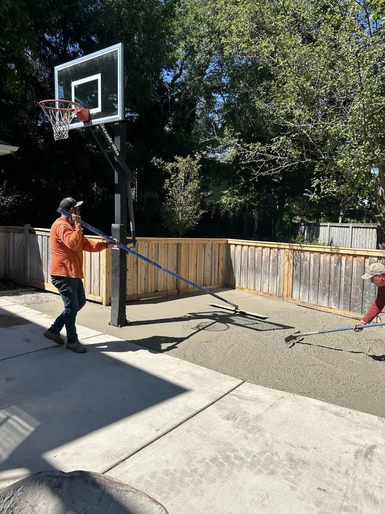 Custom lawn mowing service for beautiful yards in Northbrook, IL by Pinnacle Paving Pro