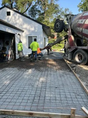 Pinnacle Paving Pro Logo