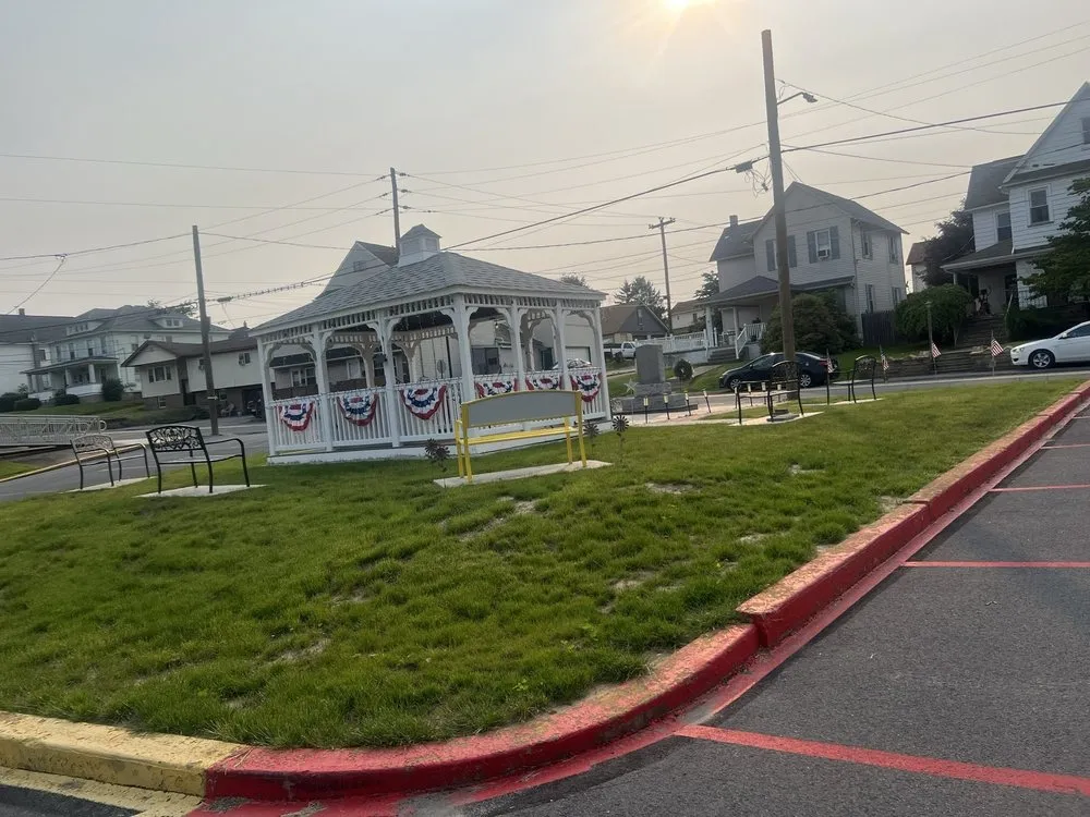 Local lawn mowing service for beautiful yards across East Windsor, NJ - Pinney Landscaping